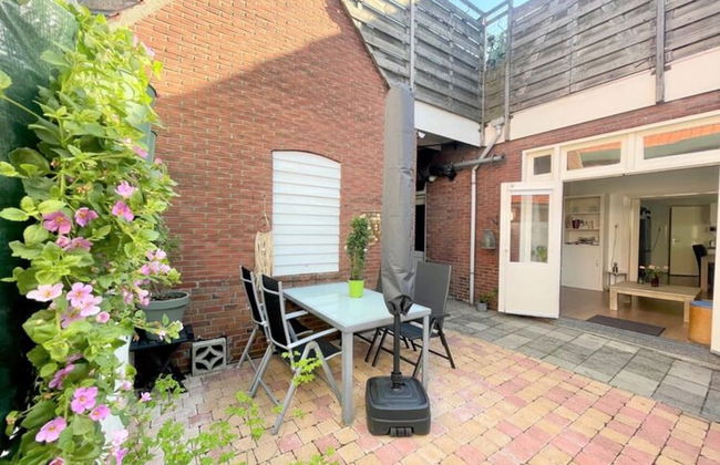 Apartment in the Fortified With Private Garden - Photo 34