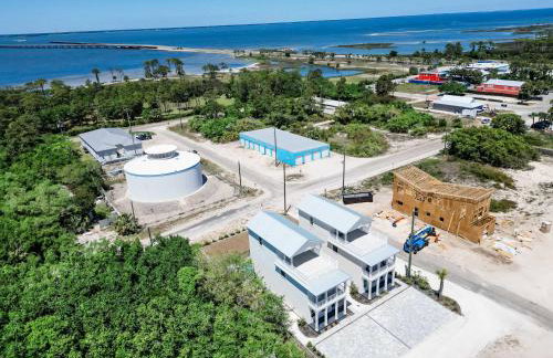 Serenity by the Sea St George Island Pool Home - Foto 78