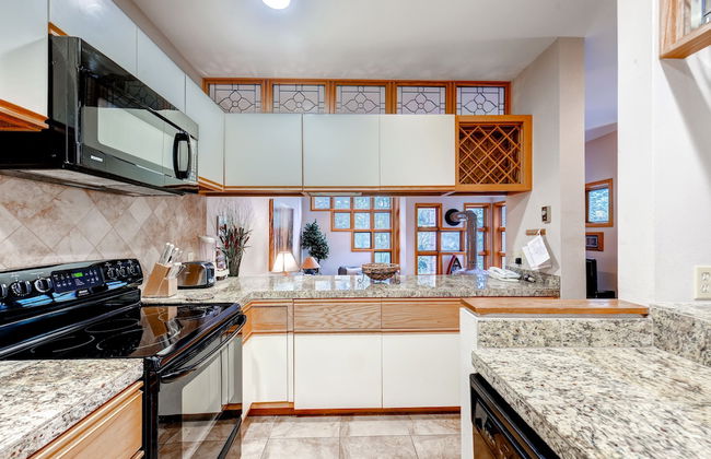 River Glen Condos by CRMR - Foto 15