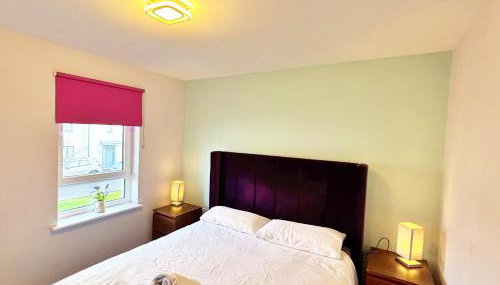 3 bed house with parking near airport - Foto 3