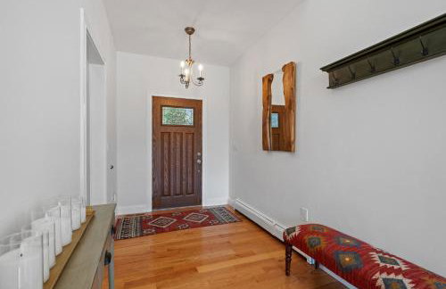 Luxury Riverfront Retreat Hot Tub, Game Room, Gym - Foto 53