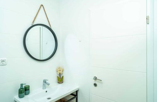Apartments Lovro - One bedroom apartment with Balcony and Sea View 3 - Photo 11