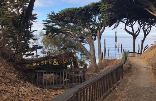 Spruce Beach Cottage - Walk to beach - Photo 42