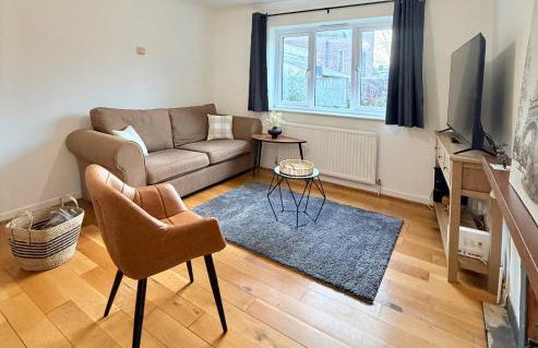 Stylish 3BR Cambridge Bungalow, Near Science Park - Foto 1