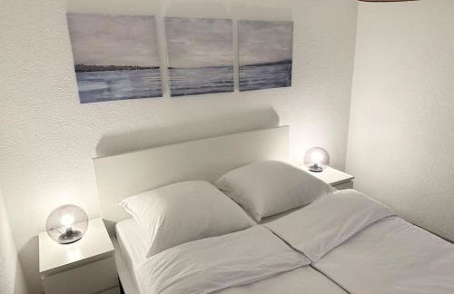 Möblierte Erdgeschoss-Wohnung mit Parkplatz in bester Lage des Stadtzentrums Herne, WLAN, Netflix- Super Autobahn-und ÖPNV-Anbindung - Foto 13