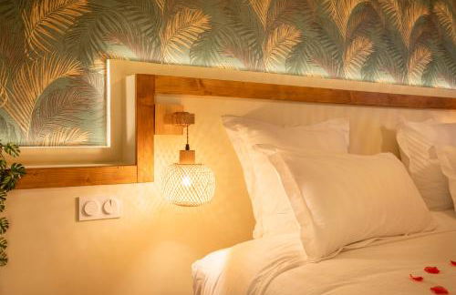 Suite Emeraude Spa Détente avec Balnéo Double & Sauna - Foto 7