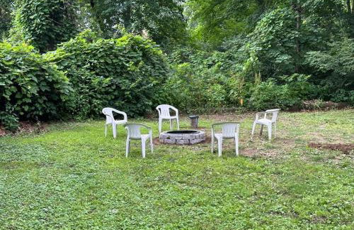 3BR, 2BA and Office Fire Pit,Mins 2 UConn & Lake - Foto 7