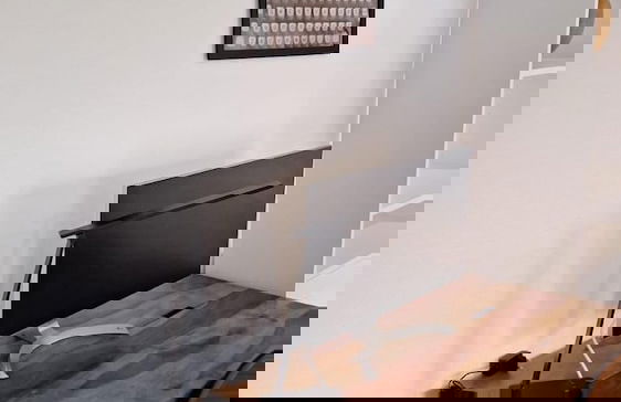 Bright 2 bedrooms flat w parking&balcont - Foto 17