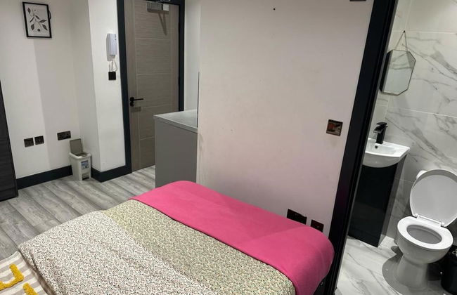 Impeccable 1-bed Studio in London - Foto 8