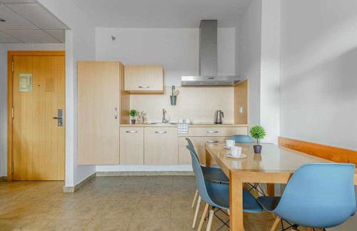 Apartamento junto a la playa 4p piscina y parking - Foto 3