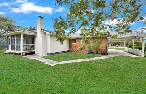 Park your Boat! Mins from the Ocean•Screened Porch - Foto 35