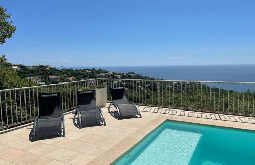 Villa Crystal River, piscine privée & vue mer sur Golfe de Saint Tropez - Foto 22