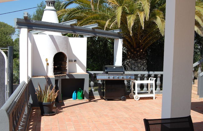 Charming 3-bedroom Villa With Wifi and Central Heating in Beautiful Santa Bárbar - Foto 46