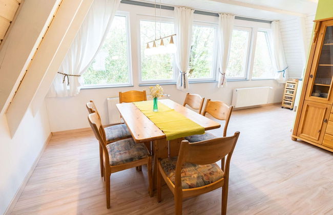 Holiday Home in Bestwig With Private Garden - Foto 13