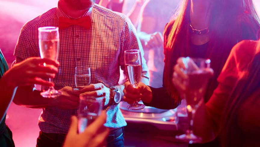 Pub Crawl ¡Tour de fiesta por Poznan!