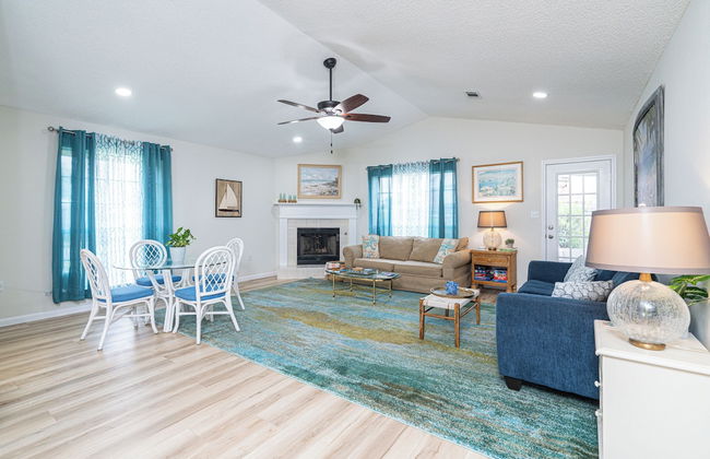 Renovated Home Near Beach and Shopping - Foto 17