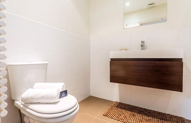 Bright and Spacious Notting Hill Nest - Photo 52