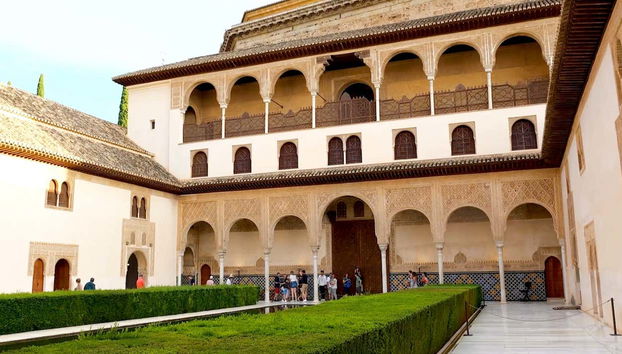 Visita guiada por la Alhambra y los Palacios Nazaríes + Granada City Pass - Foto 3