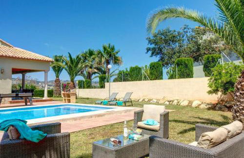 Villa Fresno by Villa Plus - Photo 19