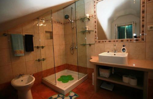 Deluxe Villa Sirena on the beach with Pool - Photo 34