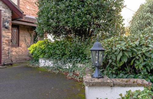 Cosy pet friendly house with garden and parking - Foto 32