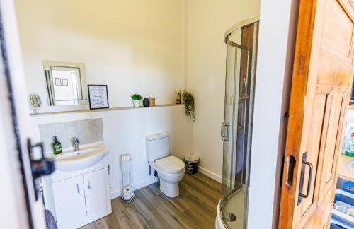 Modern Barn Conversion - Photo 35