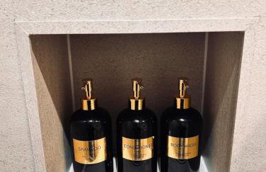 Luxury Romantic Bolt Hole - Photo 22