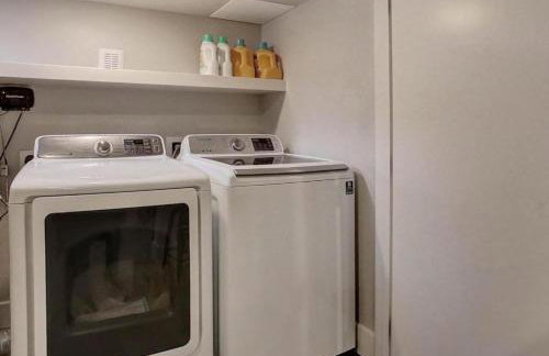 Private Daylight Basement - Near Downtown & Lake - Foto 7