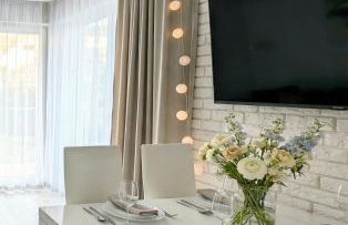 Deluxe Suite, 150 meters to Beach, Large Balcony, Parking, Lift, Porta Mare Leśne Tarasy - Foto 1