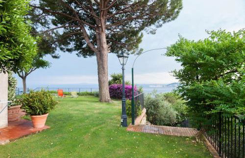 Il Casale villa con piscina e giardino vista mare - Foto 29