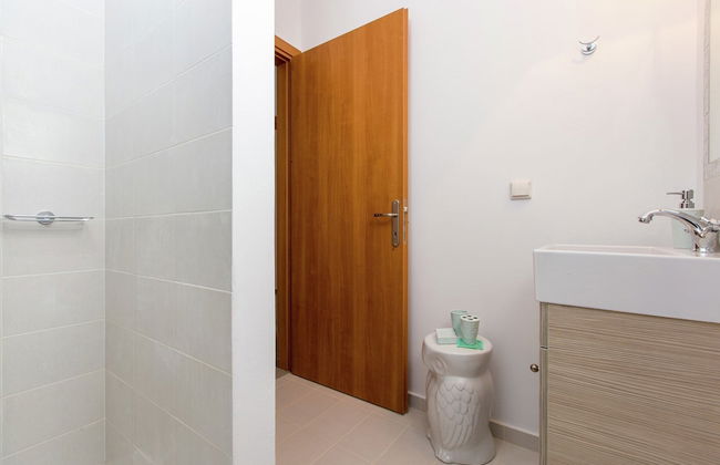 Villa in Arkadi With Pool Near the Sea - Photo 26