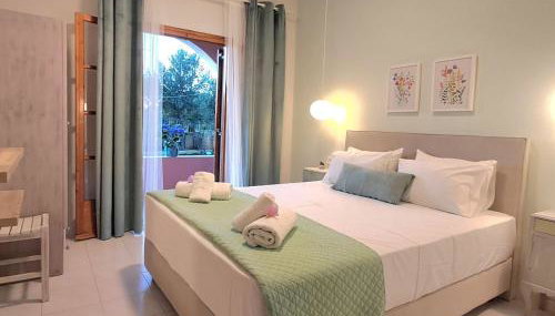 Olga's Garden Apartments - Foto 1, Garden view