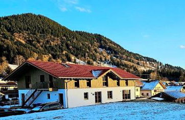 Oberland-Ferienwohnung-Ammertal-Wurmansau-inkl-Koenigscard - Foto 1