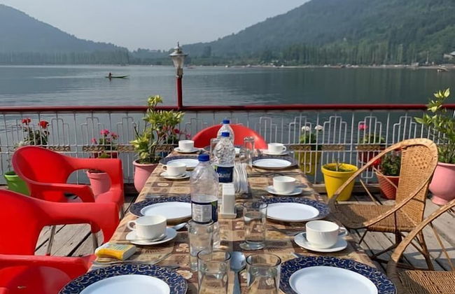 The Mughal Palace Eco Luxury Houseboat - Foto 18