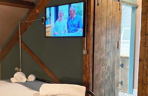 Farndale House-Hot tub - Photo 40