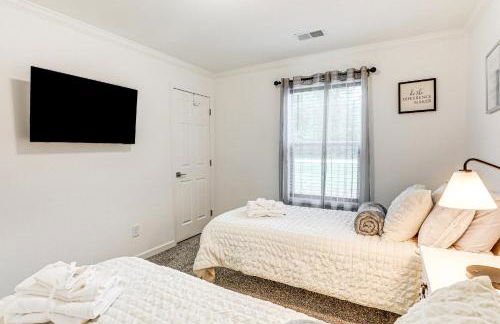 Screened Porch Family-Friendly St Stephen Retreat - Photo 18