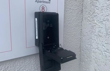 Stilvolles Apartment ruhig, 24-7 Self-Check in, WLAN top, Parkplatz an der Strasse, Bushaltestelle vor Haus - Foto 27