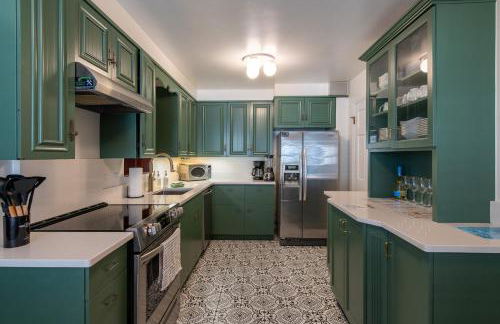 Luxury Oasis Heated Pool, Hot Tub, BBQ - Foto 21