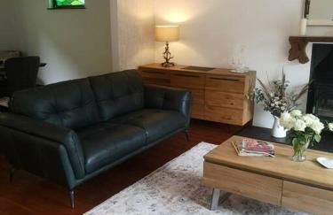 Riverside Retreat - Photo 11