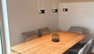 Berglinien am Chiemsee I Exklusive Ferienwohnung mit bis zu 3 Schlafzimmern 2 Bädern und Alpenblick - Photo 2