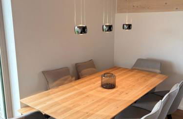 Berglinien am Chiemsee I Exklusive Ferienwohnung mit bis zu 3 Schlafzimmern 2 Bädern und Alpenblick - Photo 2