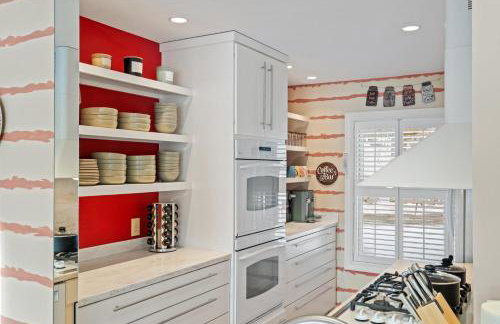 RiverNest - 1700 feet of Private Frontage on the Pemi River - 25 Acres, Sleeps 16, Close to Golf, Skiing, Hiking - Foto 9