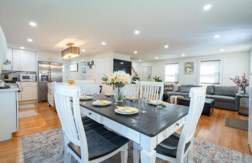 Elegant 4BR Home Yard 4 Parking in Dedham - Foto 30