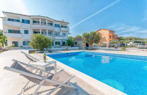 Apartments Ruzmarin - Photo 16