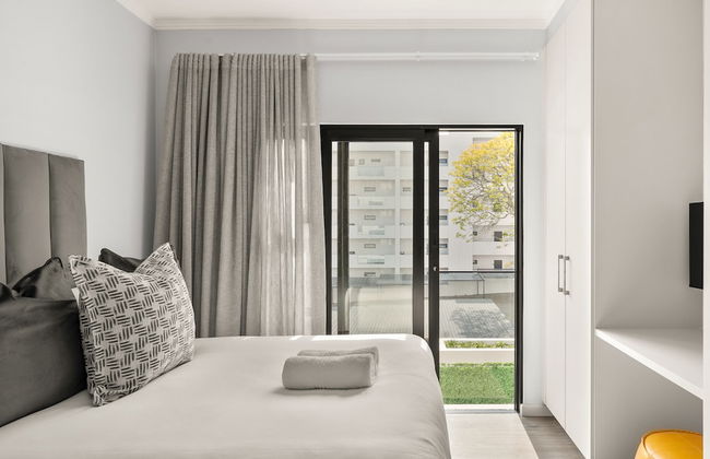 The Monroe Luxury Apartments - Photo 4