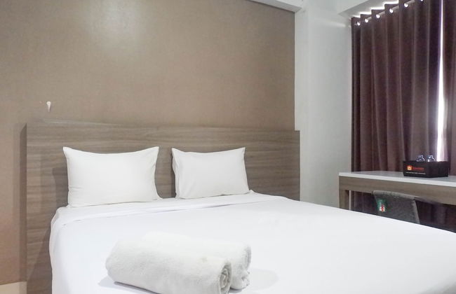 Delightful Luxurious Studio Room at Taman Melati Surabaya Apartment - Photo 5