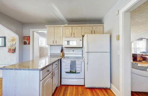 Belltown Retreat - Photo 14