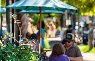 Stay Portland - PDX Art Deco Lounge - Local Eateries, Bars & Shops - Photo 27