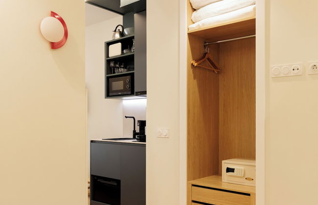 Blume Cruz Suites - Photo 62