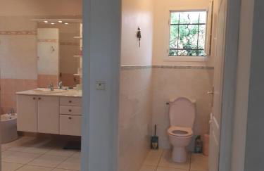 Villa de standing avec gd jardin arboré près d'Argelès sur Mer - Foto 17